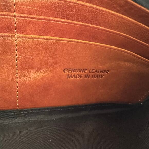 Floto Italian Leather Wallet Cardholder in Brown with Phone Holder - Picture 10 of 11